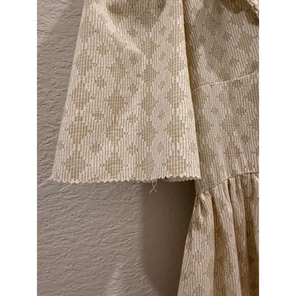 VTG 1940s Ruffle Dress Waisted Half Sleeve Lace Fabric Back Zip Closure - Picture 4 of 7